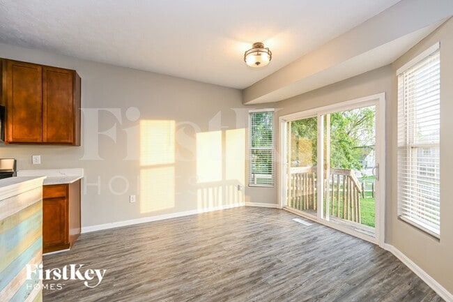 Photo - 7831 Healy Dr