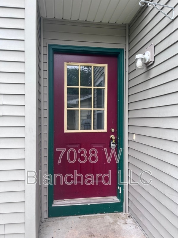 Photo - 815 Whitney St