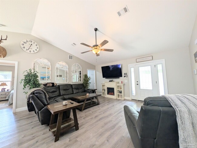 Photo - 6837 Sage Brush Ln