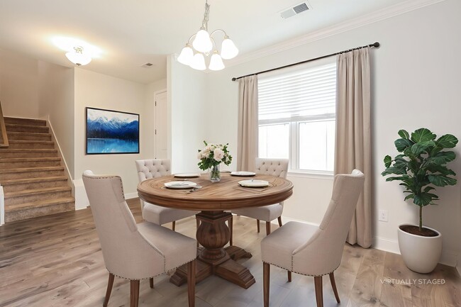 100 Renwood Rd