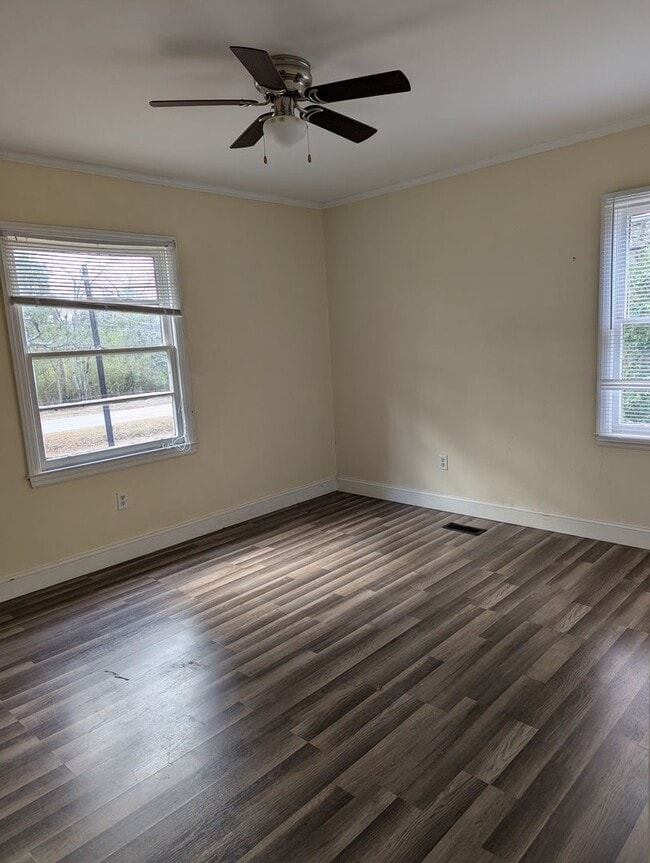 Photo - Three Bedroom 1 Bath Brick Home.  Easy Access