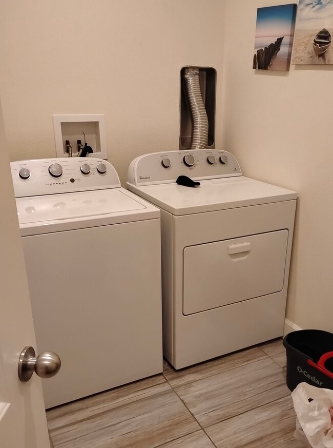 Photo - 2238 Gunn Rd