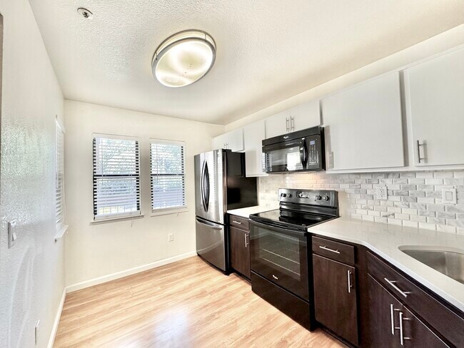 Photo - 1123 S Villa Way