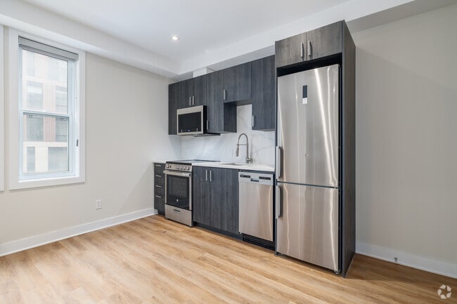 2 chambres, 1 salle de bain - 575 pi² - Cuisine - Saint-Marc