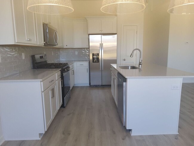 Photo - 190 Green Willow Dr