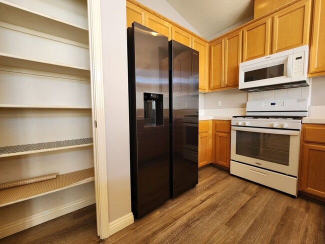 Photo - 4 Bedroom for Rent in NW Santa Rosa