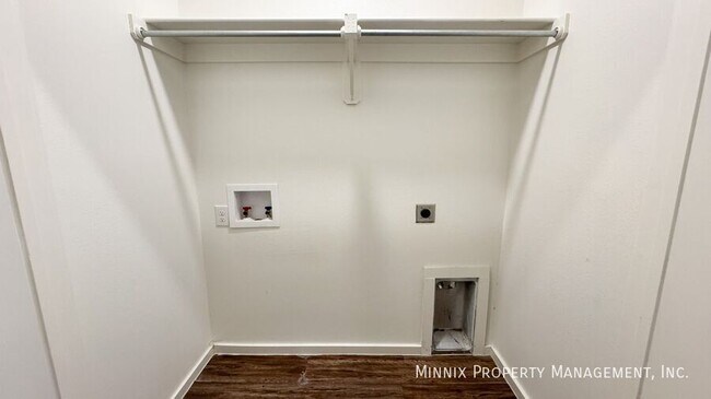 Photo - 2101 N Jayton Ave