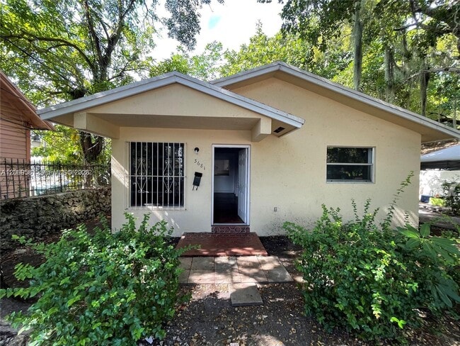 Building Photo - 3677 Florida Ave Unit 3677