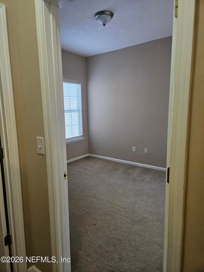 Photo - 3888 Summer Grove Way N