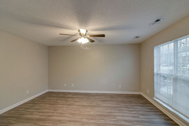 Photo - 1244 Parkway Pl Unit 1244-C Parkway Place