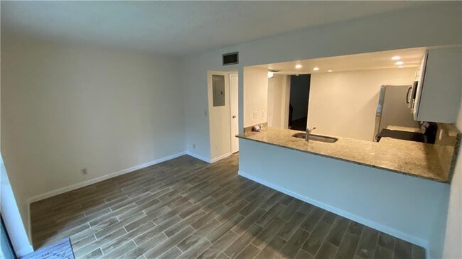 Photo - 5269 SW 40th Ave