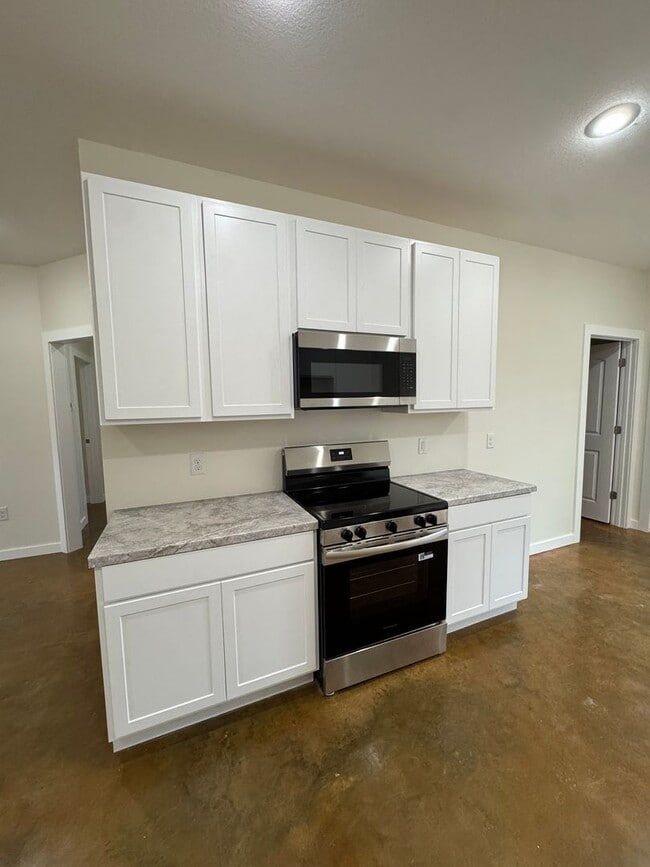 Photo - Brand New 2 Bed / 2 Bath In Trumann Available Now!