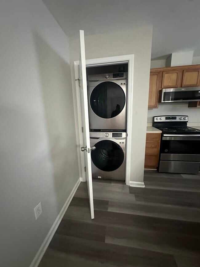Photo - 1216 Superior Pointe Pl