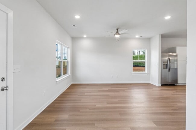 Photo - Brand new home in a great location central to all of Tri-Cities