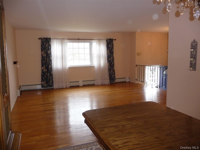 Photo - 1 Weather Vane Way