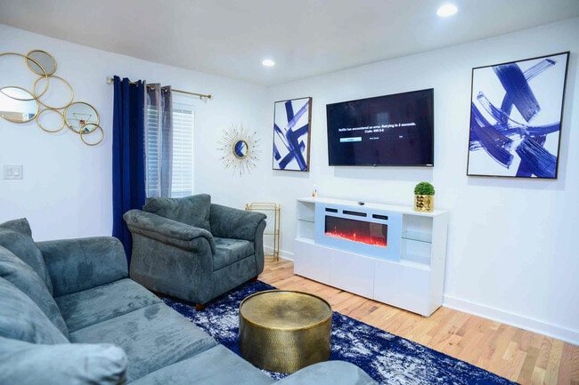 Photo - Room in House on Baker Rd NW