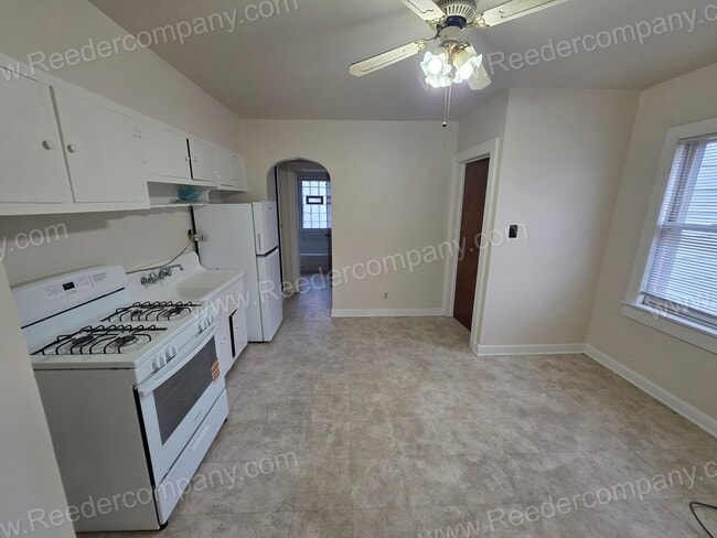 Photo - 546-548 Chicago Avenue* Unit 546 Chicago Avenue