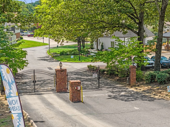 Photo - Fairfax Manor Townhomes