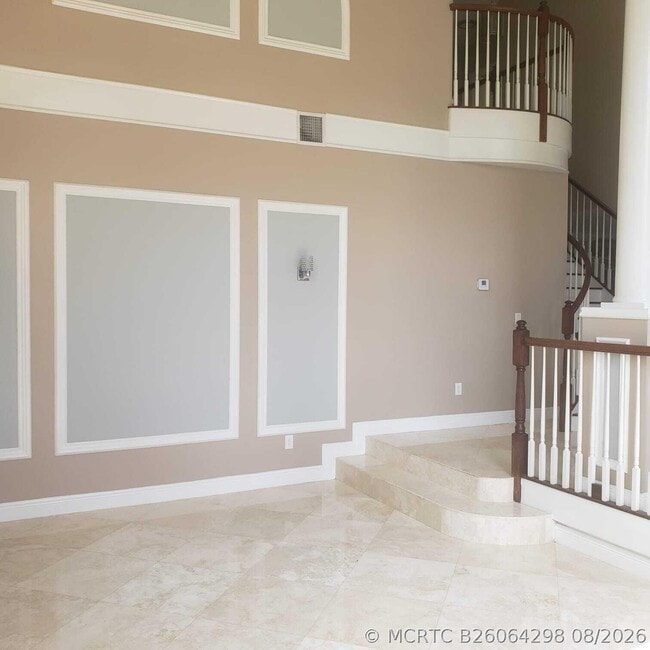 Photo - 833 SW 167th Ave