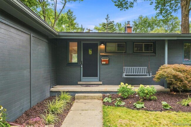 Photo - 1011 Brooklawn Dr