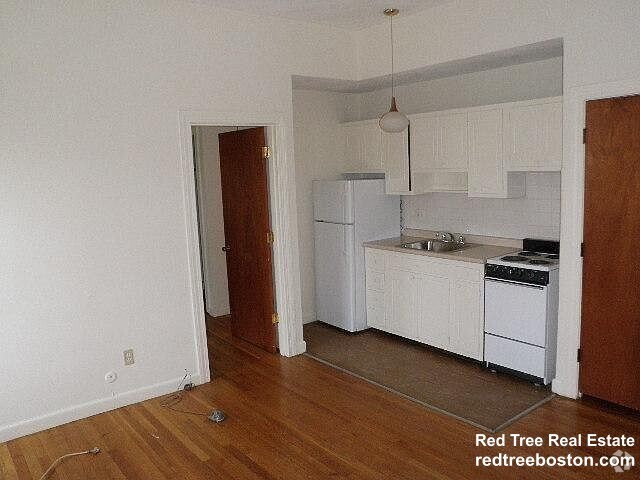 Building Photo - 1315 Commonwealth Ave Unit 407 Rental