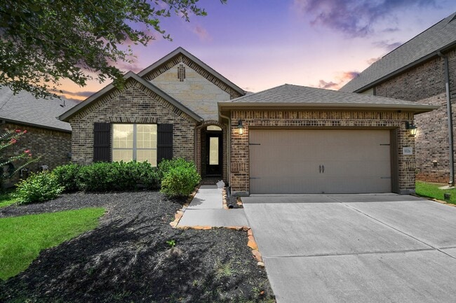 Building Photo - 1026 Warm Summer Dr