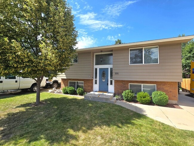 Love the area you live ! 3 bedroom 2 bath ... - Love the area you live ! 3 bedroom 2 bath ... House
