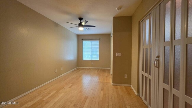 160 W Heather Ct
