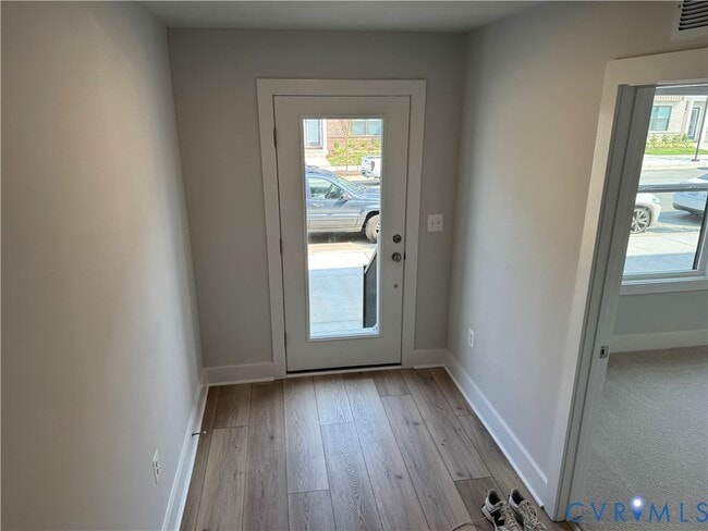 Photo - 9439 Alquist St