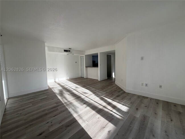 Photo - 20681 NE 4th Pl Unit 101