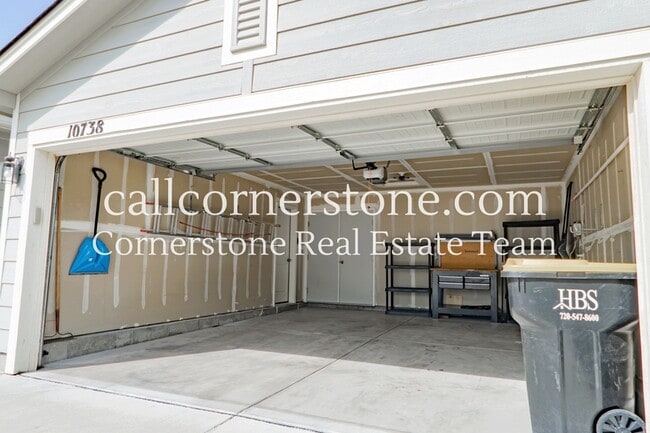 Photo - 10738 Traders Pkwy