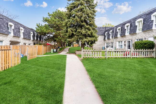 Photo - Bloor Dixie Townhomes
