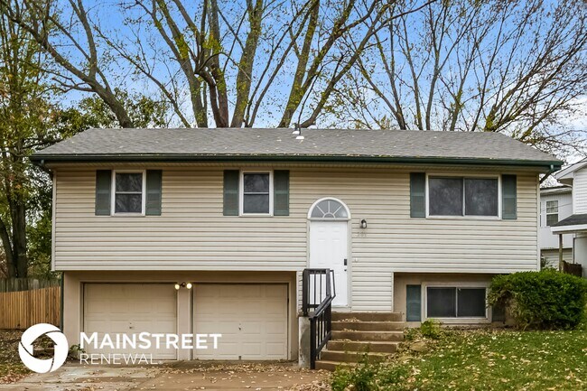 Photo - 201 Mc Clellan Dr