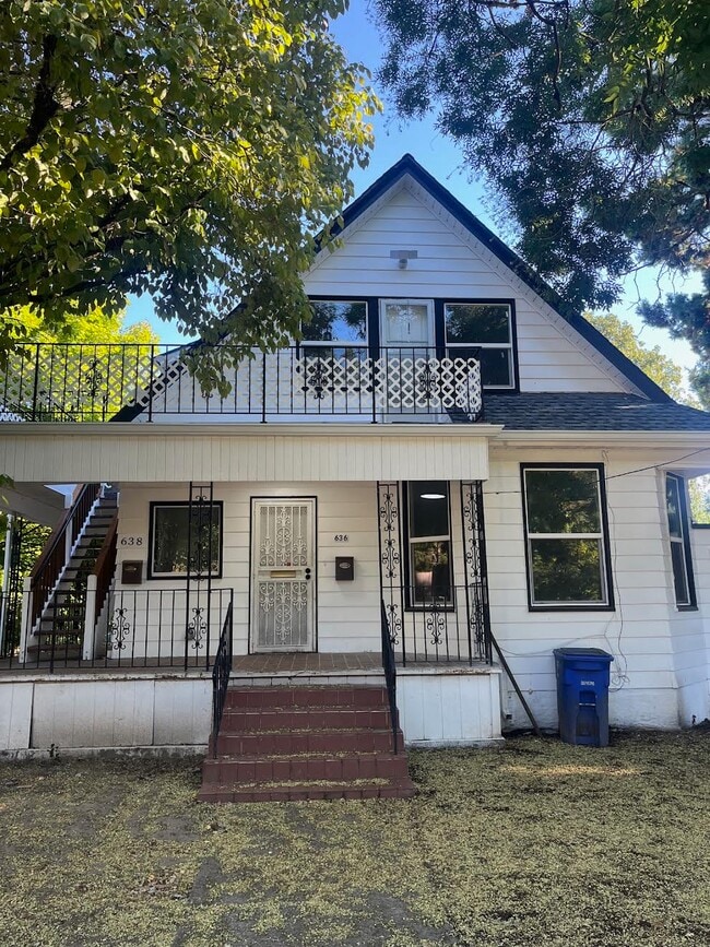 Building Photo - 638 NE Prescott St Rental