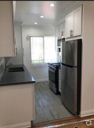Building Photo - 1523 11th St Rental
