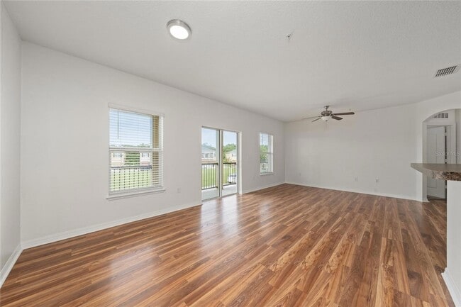 Photo - 2148 Betsy Ross Ln Unit 2148