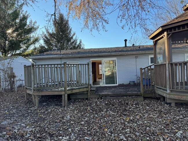 Photo - 58 Oriole Dr