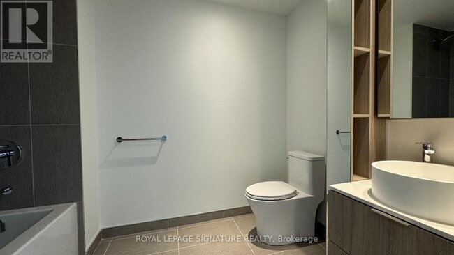 Photo - 28 Ann St Unit 1502