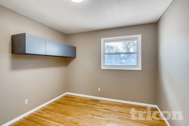 Photo - 6680 168th St W