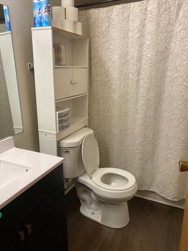 Building Photo - 2270 Century Point Ln Unit A