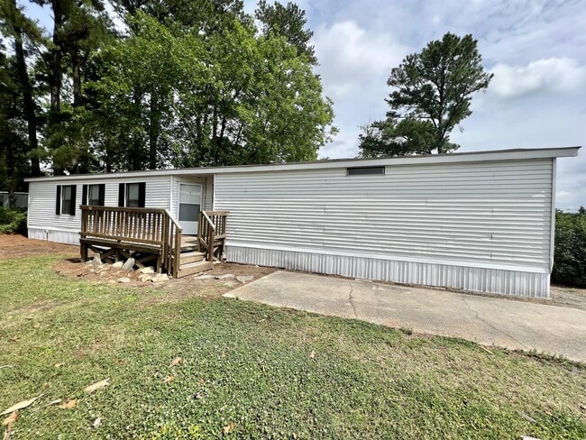Building Photo - 300 Ricks Rd Rental