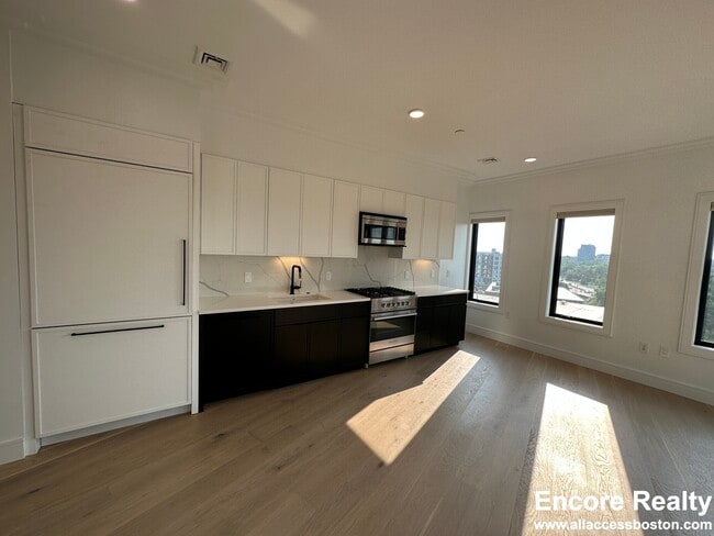 Building Photo - 50 Leo M Birmingham Pky Unit 601