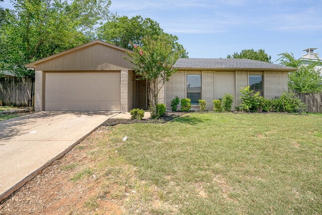 Photo - Cozy 3BR/2BA Home in a Quiet Neighborhood