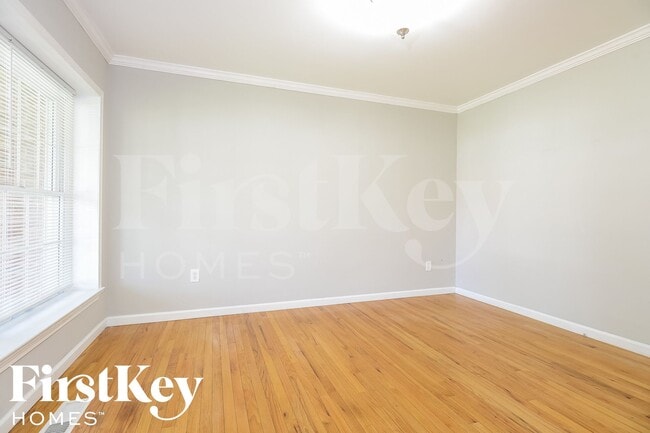 Photo - 11321 Amboy Ln