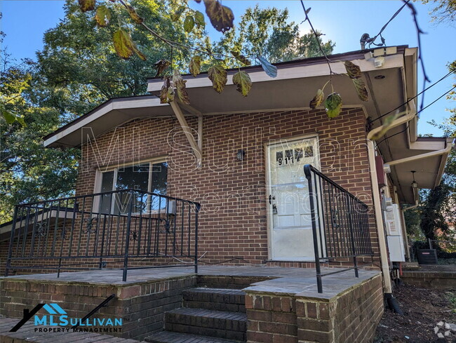 Building Photo - 911 Fiske St Rental