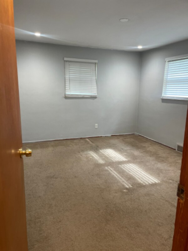 Photo - 165 Suncrest Dr