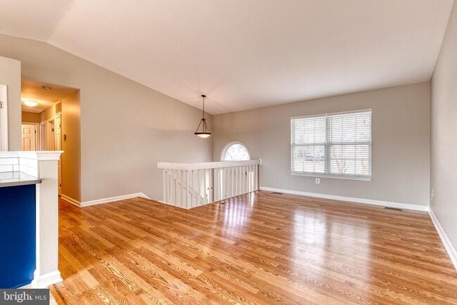 Photo - 1193 Bayview Vista