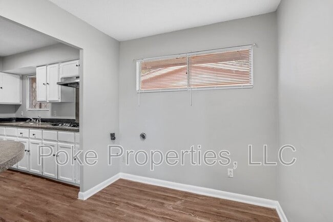 Photo - 2821 General Doolittle Ave