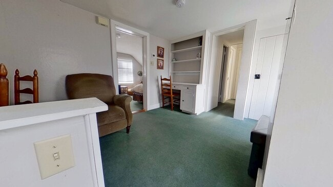 Photo - Cottage - FULLY FURNISHED - ALL UTILITIES INCLUDED