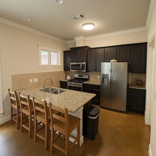 Photo - 4420 Red River St